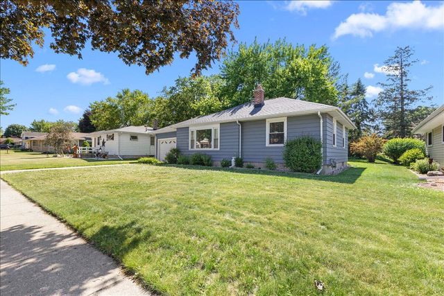 606 N Cedar STREET, Horicon, WI 53032