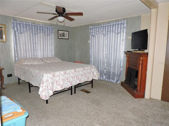 2754 FAST TROT TRAIL, Lake Wales, FL 33898