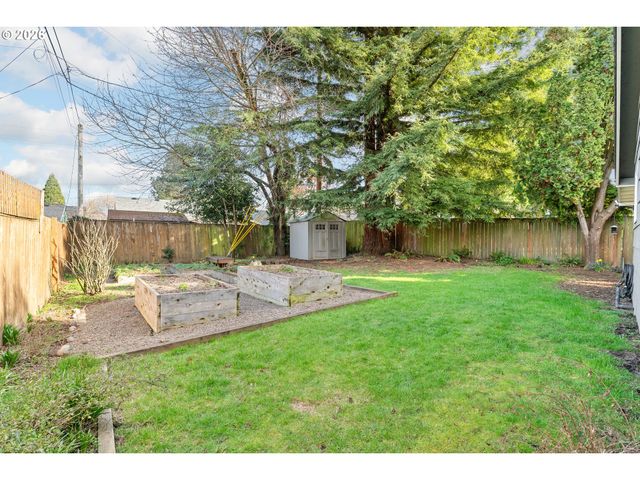 9236 N KIMBALL Ave, Portland, OR 97203