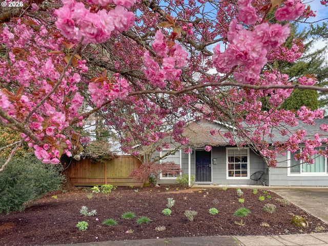 9236 N KIMBALL Ave, Portland, OR 97203