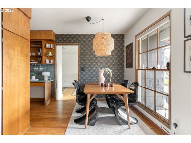 9236 N KIMBALL Ave, Portland, OR 97203