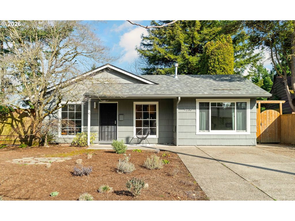 9236 N KIMBALL Ave, Portland, OR 97203