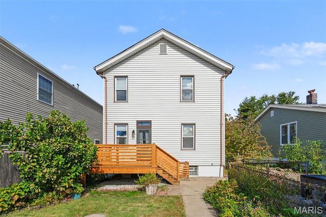 5234 Blow Street, St Louis, MO 63109
