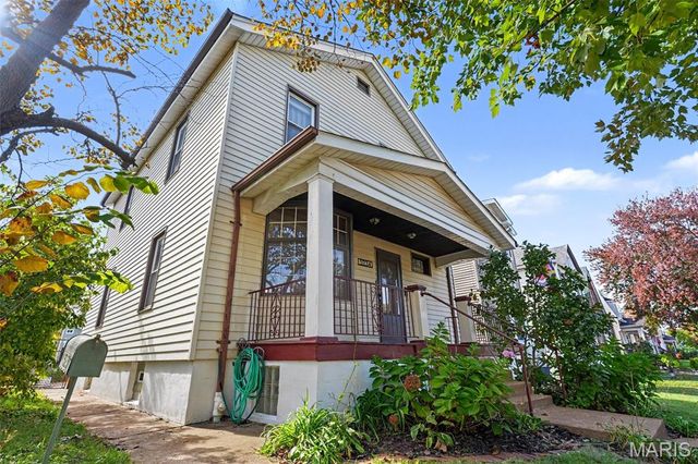 5234 Blow Street, St Louis, MO 63109