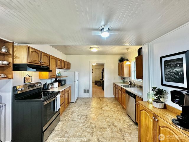 303 S Buckner Street, Centralia, WA 98531