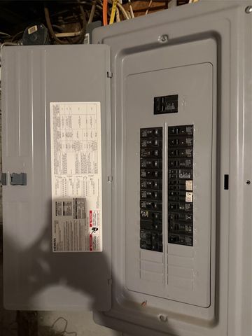 3125 STERRETTANIA Road, Erie, PA 16506