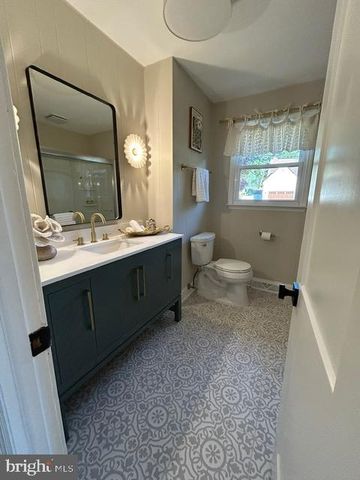 351 FAY ANN CT, Runnemede, NJ 08078