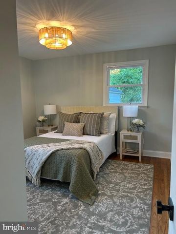 351 FAY ANN CT, Runnemede, NJ 08078
