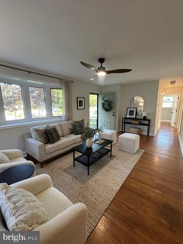 351 FAY ANN CT, Runnemede, NJ 08078