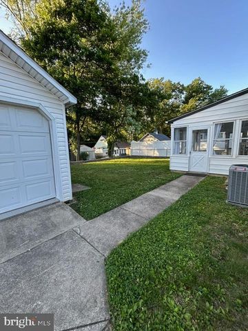 351 FAY ANN CT, Runnemede, NJ 08078