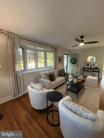 351 FAY ANN CT, Runnemede, NJ 08078