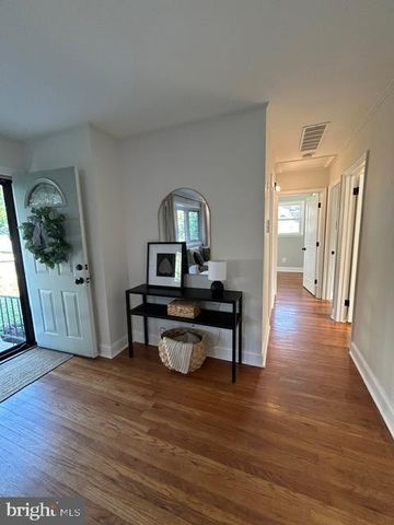 351 FAY ANN CT, Runnemede, NJ 08078