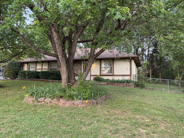 314 Pioneer Dr, Smyrna, TN 37167