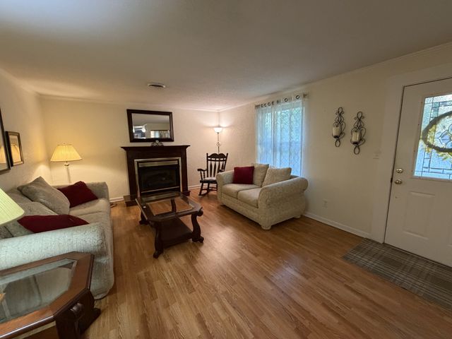 314 Pioneer Dr, Smyrna, TN 37167