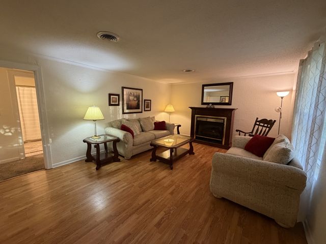 314 Pioneer Dr, Smyrna, TN 37167