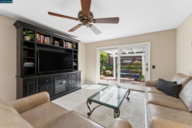 1091 Harvest Cir, Pleasanton, CA 94566