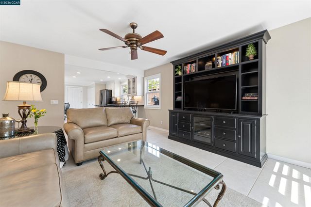 1091 Harvest Cir, Pleasanton, CA 94566