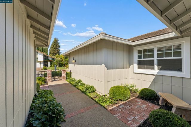 1091 Harvest Cir, Pleasanton, CA 94566