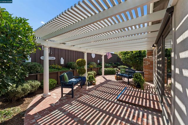 1091 Harvest Cir, Pleasanton, CA 94566