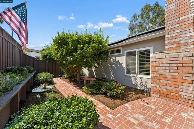 1091 Harvest Cir, Pleasanton, CA 94566