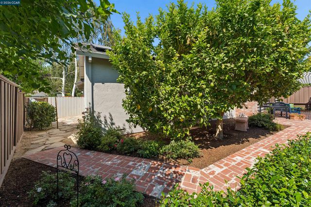 1091 Harvest Cir, Pleasanton, CA 94566