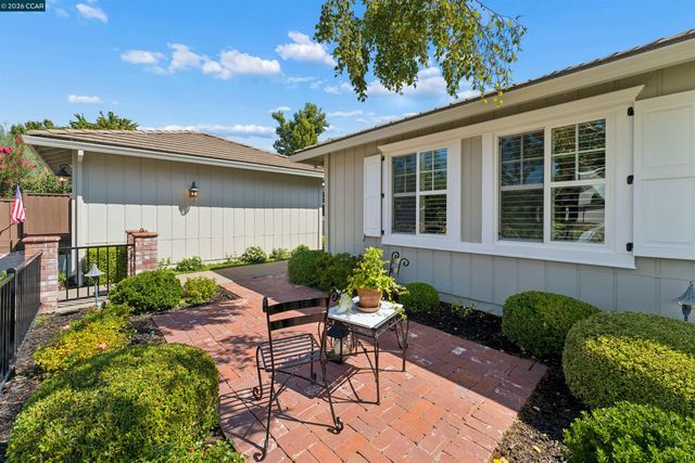 1091 Harvest Cir, Pleasanton, CA 94566