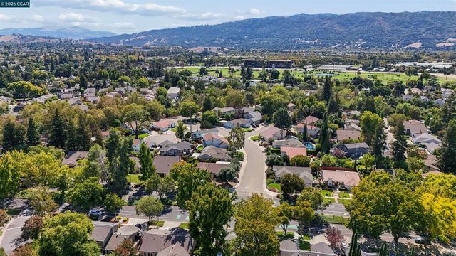 1091 Harvest Cir, Pleasanton, CA 94566