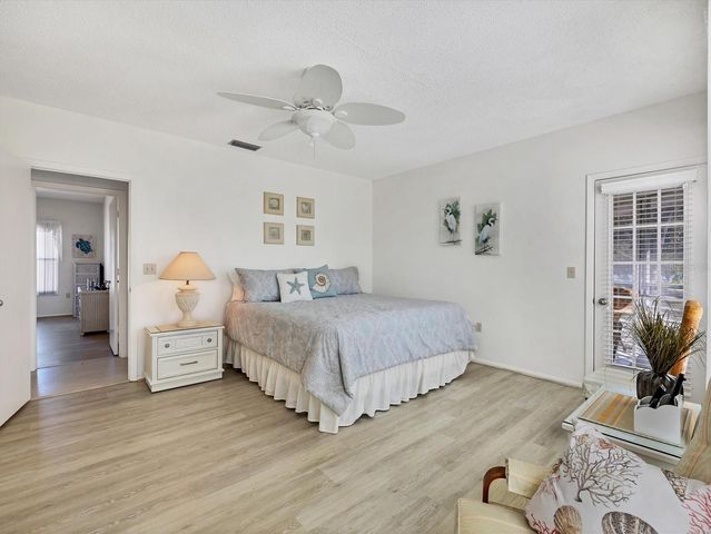 4050 PINEBROOK CIRCLE 9, Bradenton, FL 34209