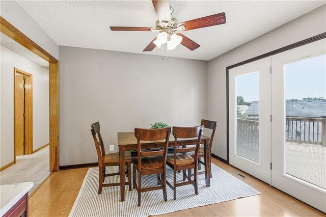 110 NE Brookwood Place, Blue Springs, MO 64014