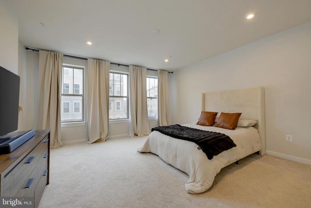 203-A PARK CENTRAL TER, Manassas Park, VA 20111