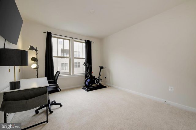 203-A PARK CENTRAL TER, Manassas Park, VA 20111