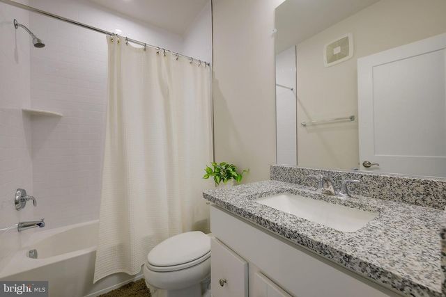 203-A PARK CENTRAL TER, Manassas Park, VA 20111