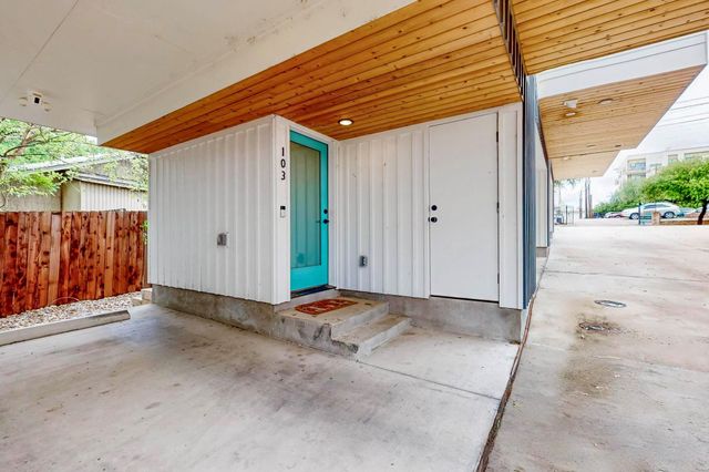 913 Duncan LN 103, Austin, TX 78705