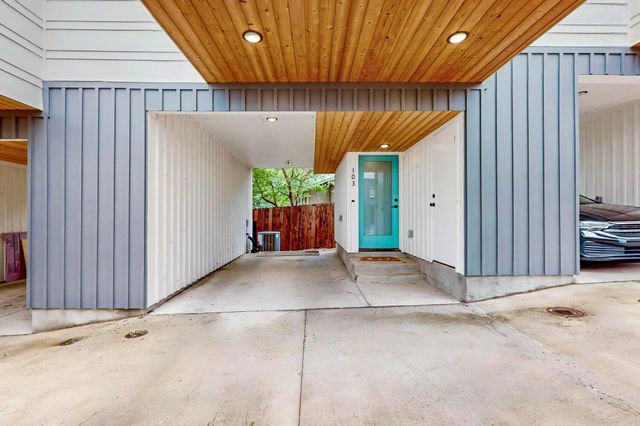 913 Duncan LN 103, Austin, TX 78705