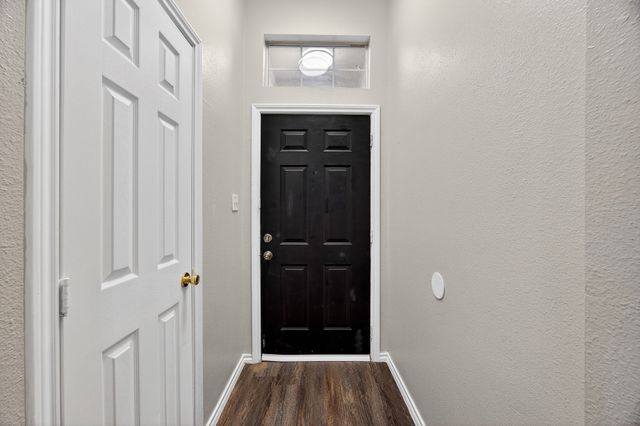 3205 Carverly Avenue, Fort Worth, TX 76119