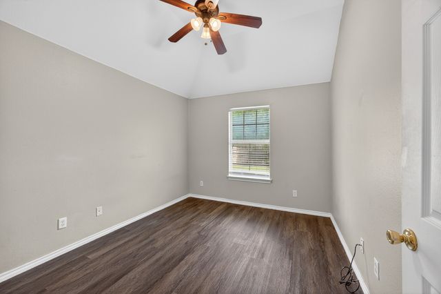 3205 Carverly Avenue, Fort Worth, TX 76119