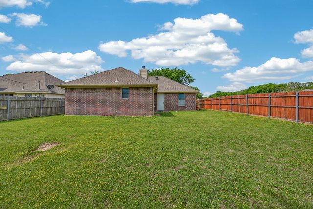 3205 Carverly Avenue, Fort Worth, TX 76119