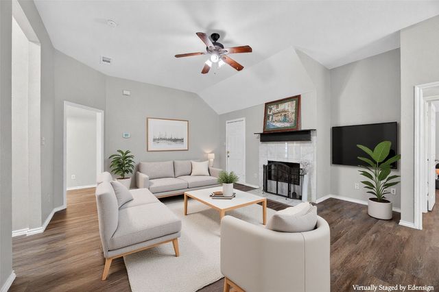 3205 Carverly Avenue, Fort Worth, TX 76119