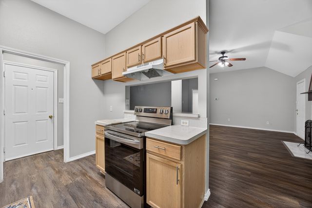 3205 Carverly Avenue, Fort Worth, TX 76119