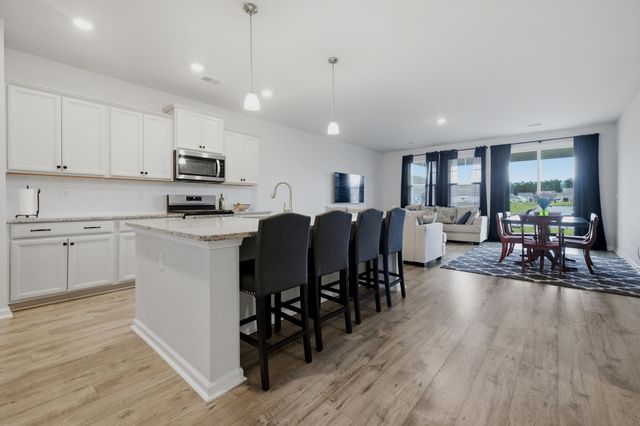 727 Mustang Ranch Dr., Myrtle Beach, SC 29588