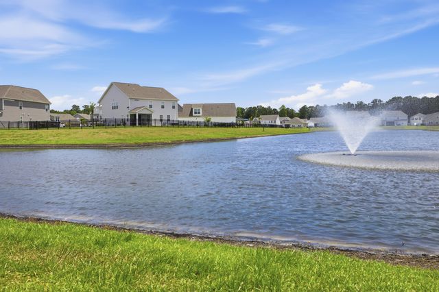 727 Mustang Ranch Dr., Myrtle Beach, SC 29588