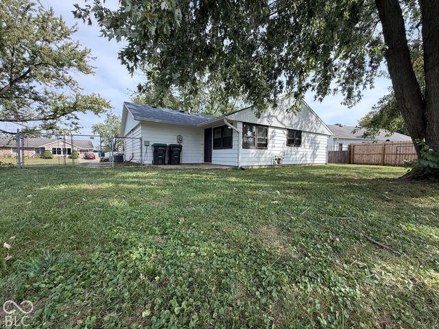 1036 Eastlawn Drive, Whiteland, IN 46184
