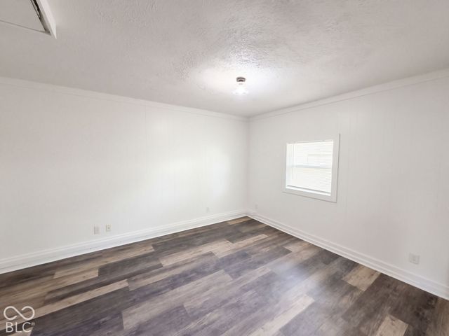 1036 Eastlawn Drive, Whiteland, IN 46184
