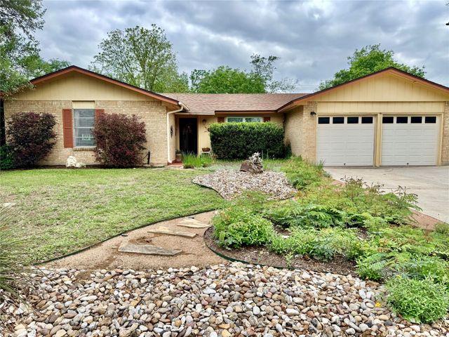 137 Chaparral ST, San Marcos, TX 78666