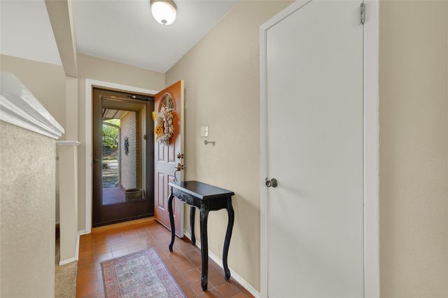 137 Chaparral ST, San Marcos, TX 78666