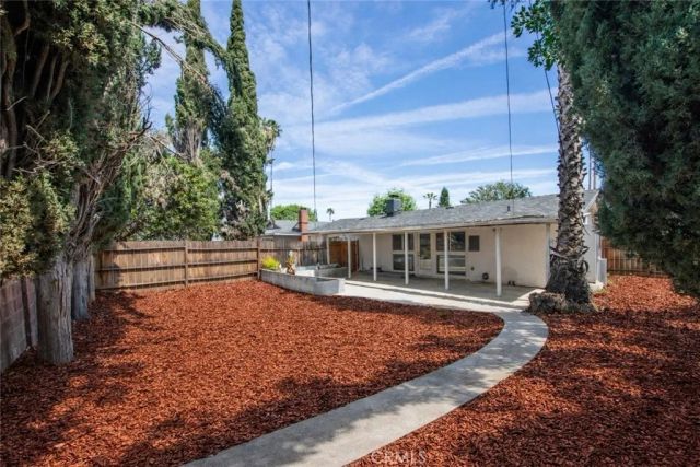 7429 Kentland, West Hills, CA 91307