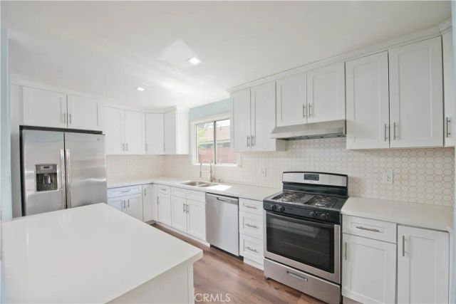 7429 Kentland, West Hills, CA 91307