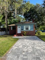 5105 HOLLYCREST Drive, Jacksonville, FL 32205
