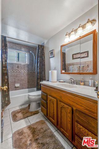 664 E Elsmere Drive, Carson, CA 90746