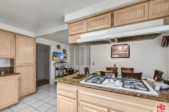 664 E Elsmere Drive, Carson, CA 90746